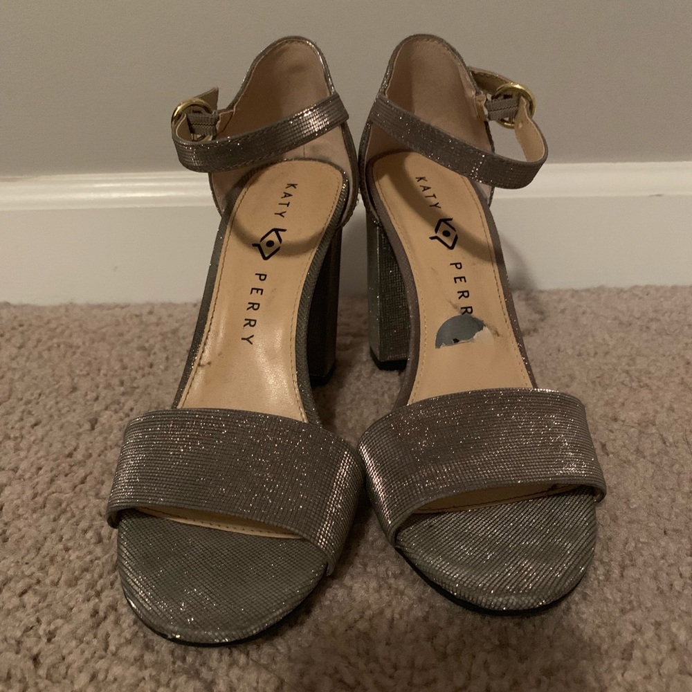 Katy Perry Size 7 block heels
